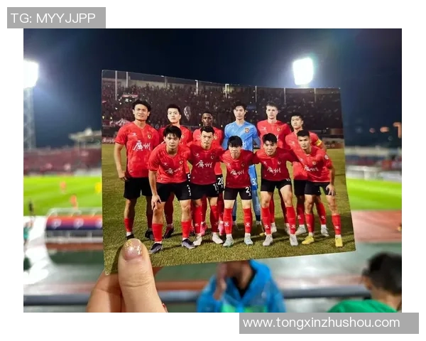 广州足球队在最新足球状态排行榜中荣登第七名展现强劲实力与潜力